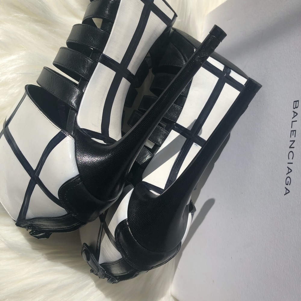Authentic Balenciaga Shoes - Picture 5 of 6